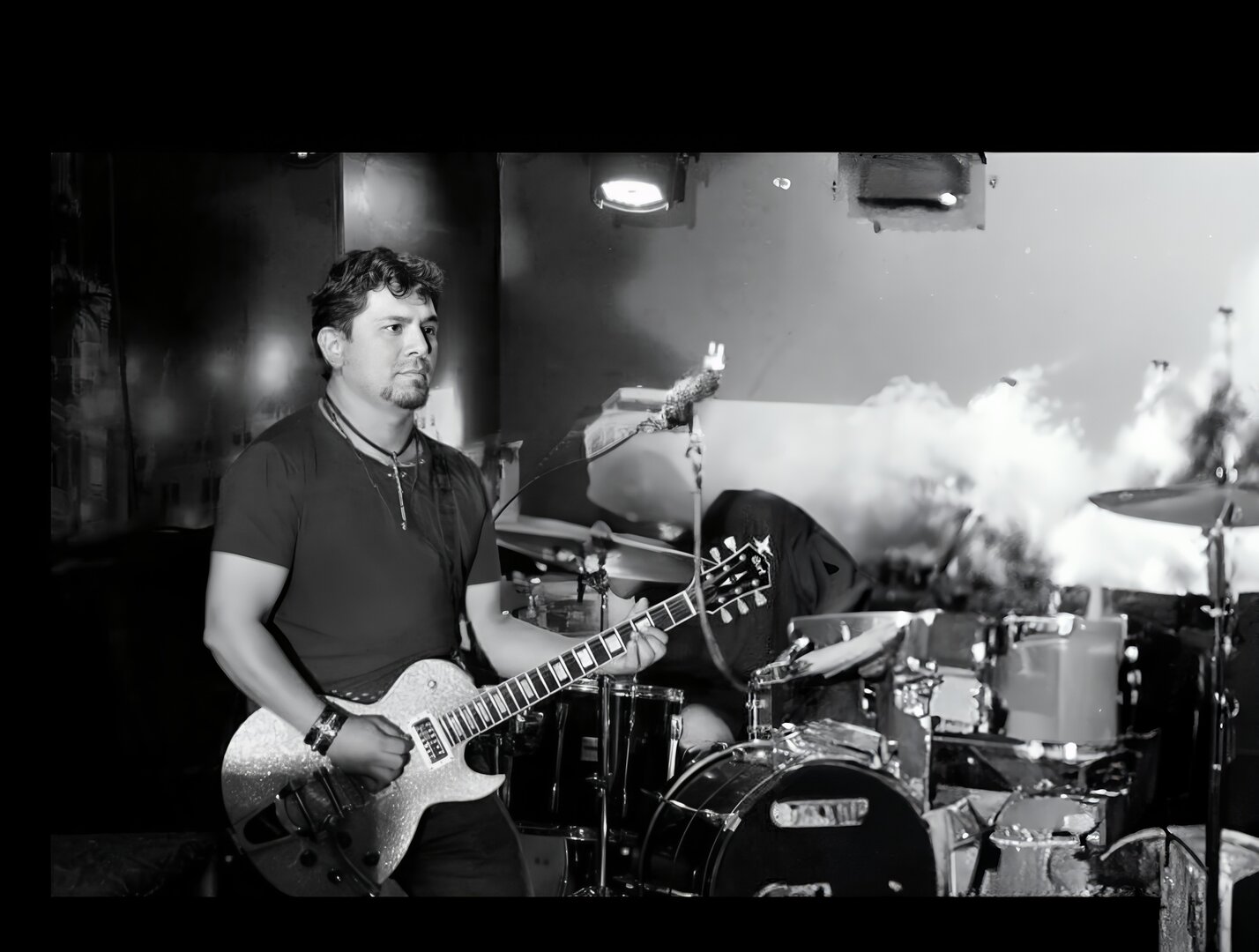 Cómo grabar una banda de rock en estudio profesional Lima Perú